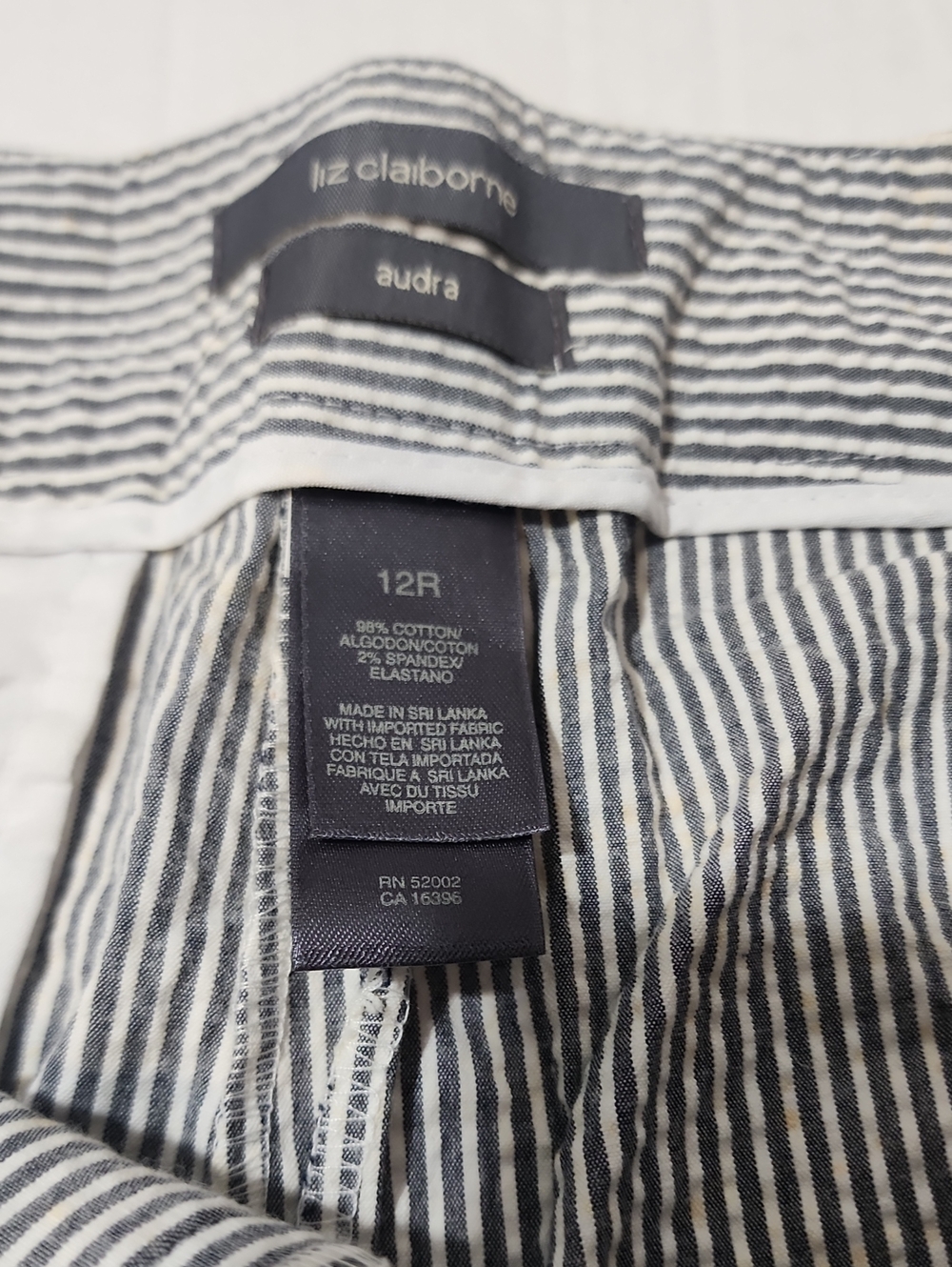 Liz Claiborne Striped Straight Leg Pants. Size 12 - Picture 4 of 8